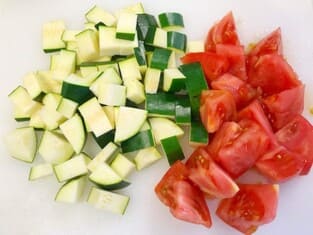 ズッキーニと トマト