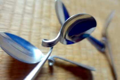 スプーン曲げ_02