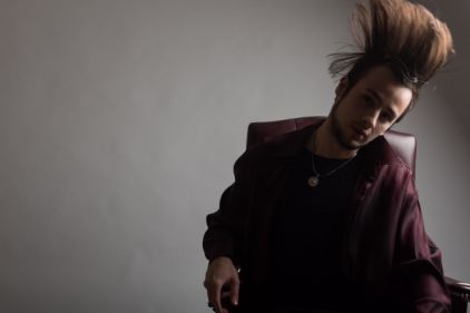 ヘッドバンギング_02